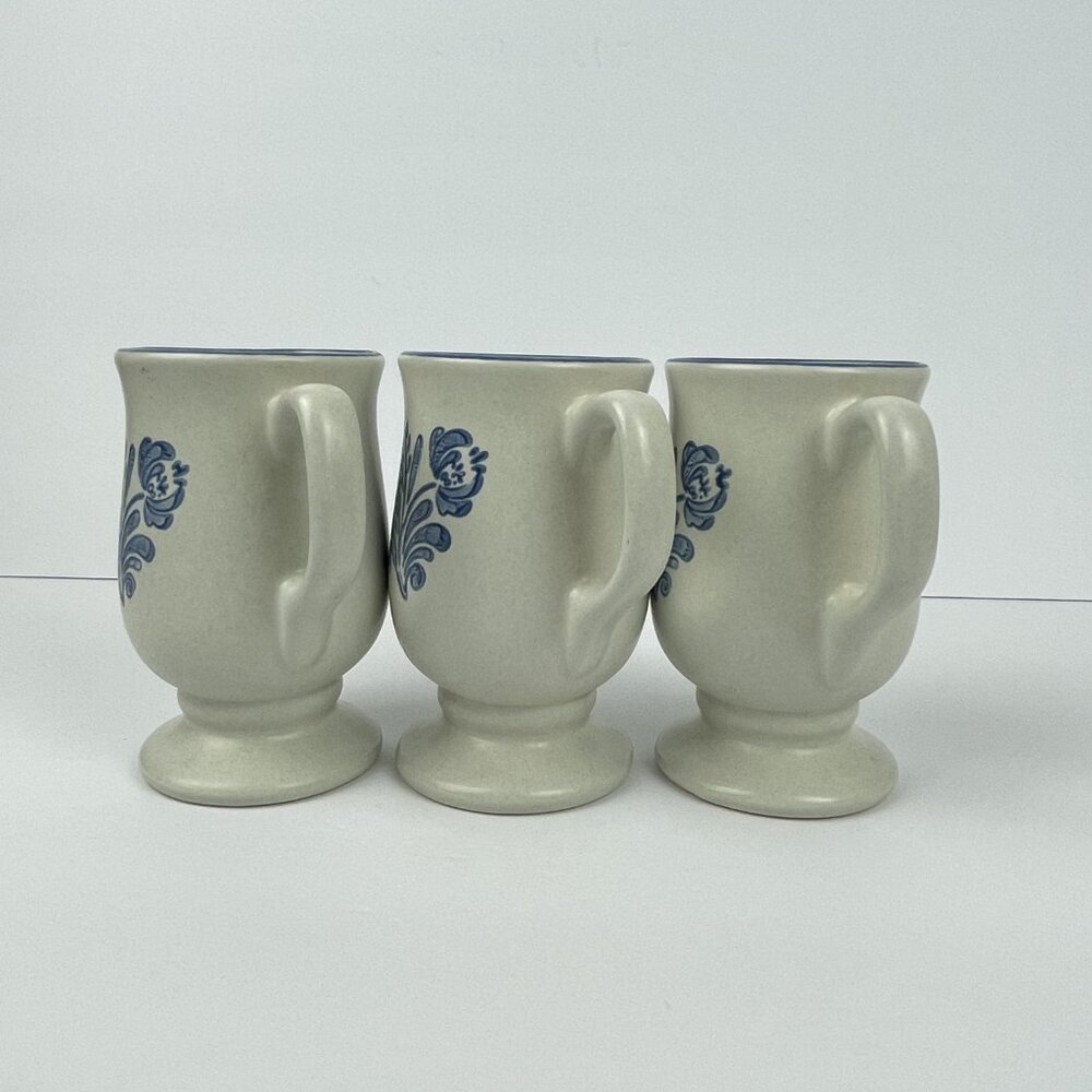 Set of 3 Vintage Pfaltzgraff Yorktowne Pedestal Footed Stoneware Mugs - Picture 5 of 7